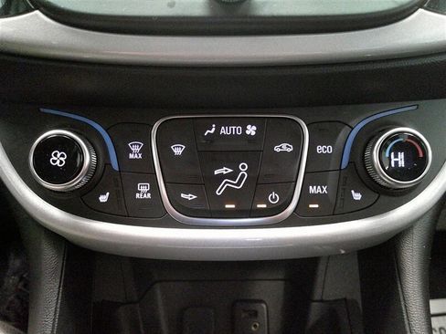 Used 2018 Chevrolet Volt LT w/ LT Driver Confidence Package image 22