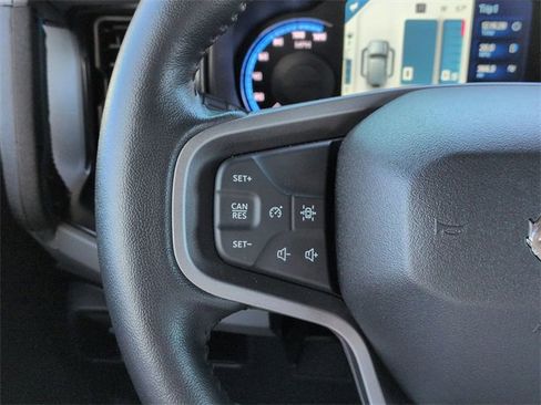 Used 2023 Ford Bronco Black Diamond image 23