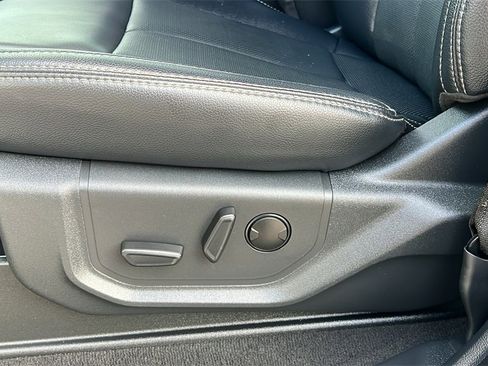 Certified 2022 Ford F450 Lariat w/ Lariat Ultimate Package image 14