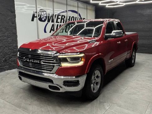 Used 2019 RAM 1500 Laramie AWD/4WD image 3