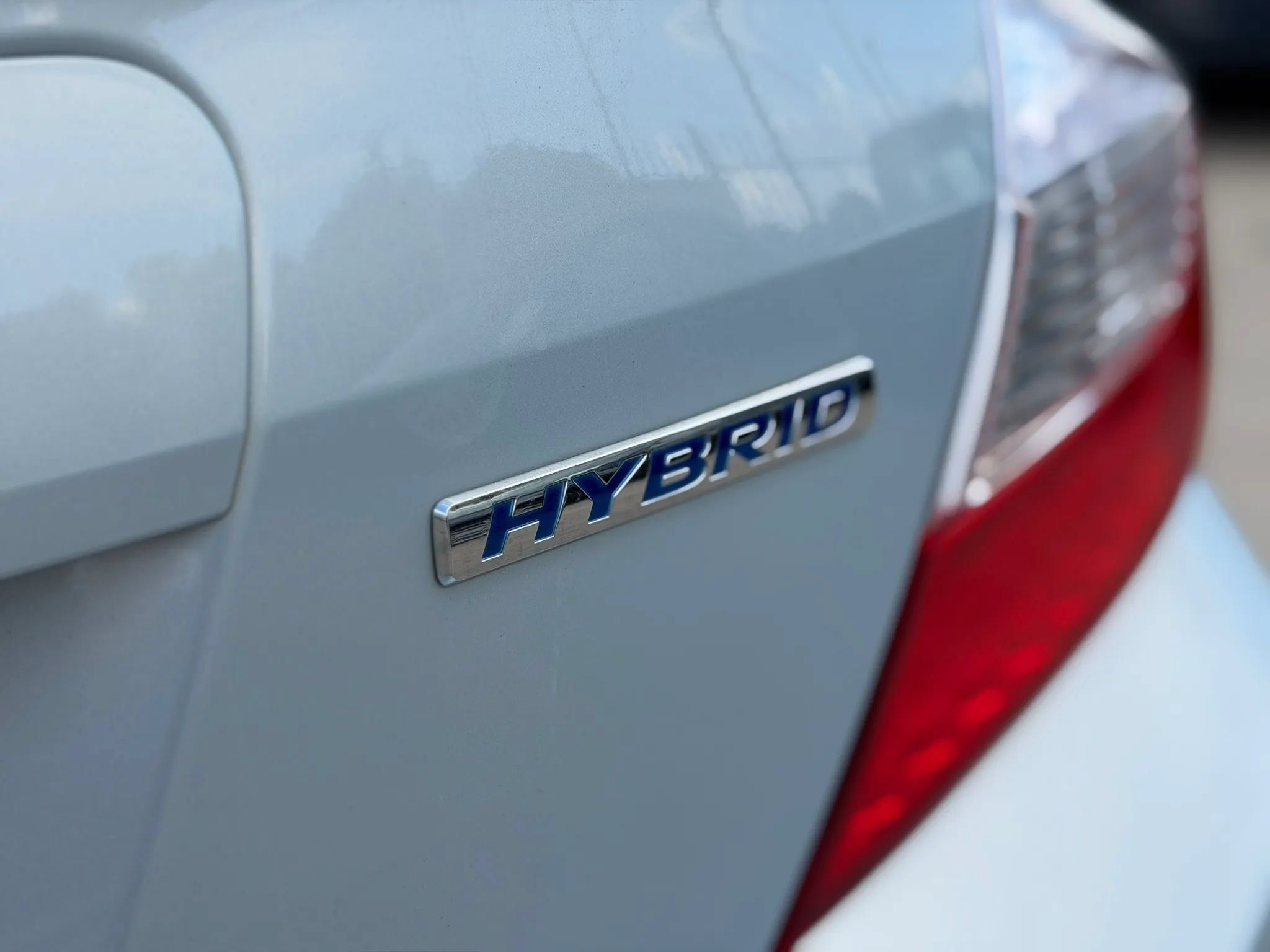 Used 2012 Honda Civic Hybrid Sedan image 19