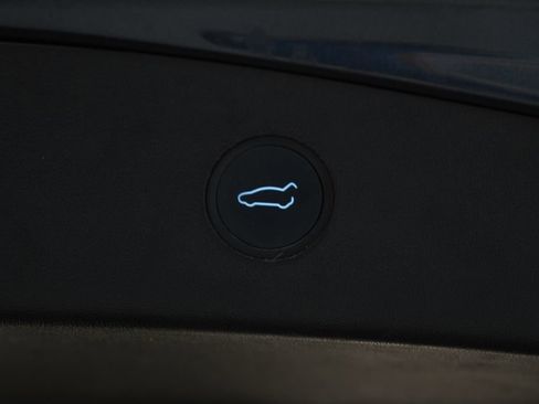 Used 2022 Tesla Model 3 Performance AWD/4WD image 11