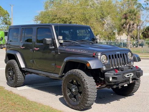 Used 2016 Jeep Wrangler Unlimited Rubicon image 7