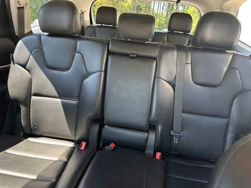 Used 2023 Kia Telluride LX FWD image 18