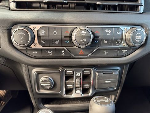 New 2026 Jeep Wrangler Sahara image 29