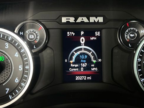 Used 2024 RAM 2500 Big Horn w/ Bed Utility Group image 15