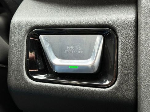 Used 2026 GMC Yukon Denali AWD/4WD image 24