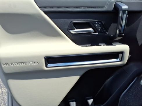 New 2026 GMC Hummer EV SUV AWD/4WD image 18