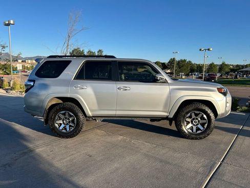 Used 2023 Toyota 4Runner TRD Off-Road Premium w/ Moonroof Package AWD/4WD image 9