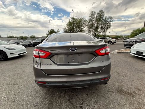 Used 2014 Ford Fusion SE image 5