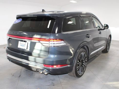 Used 2023 Lincoln Aviator Black Label w/ Dynamic Handling Package image 9