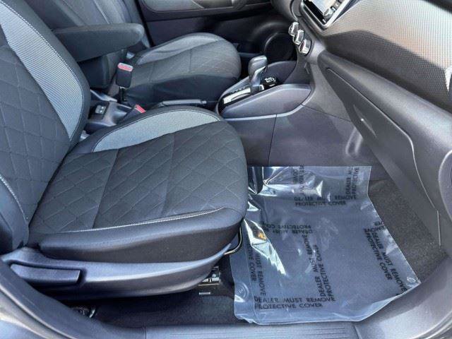 Used 2020 Nissan Kicks S FWD image 46