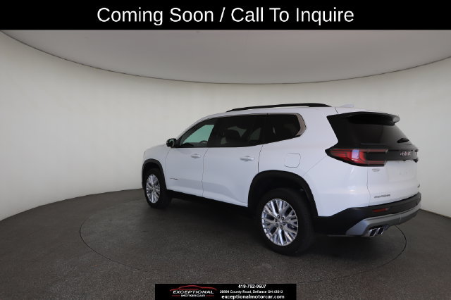 Used 2025 GMC Acadia Elevation w/ Elevation Premium Package FWD image 10