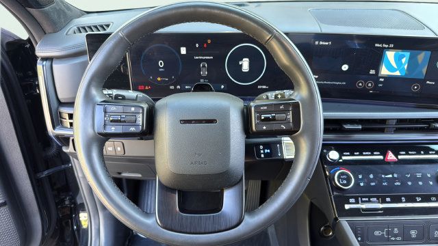 Used 2024 Hyundai Santa Fe Calligraphy AWD/4WD image 17