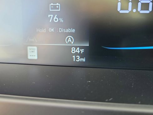 New 2026 Hyundai Elantra SE image 13