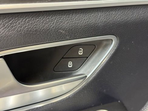 Used 2022 Mercedes-Benz GLE 350 4MATIC image 10