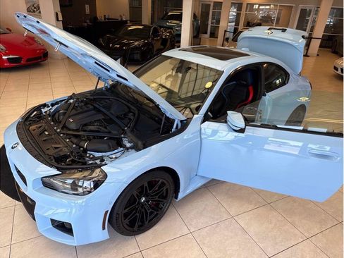 Used 2023 BMW M2 w/ Lighting Package RWD image 39