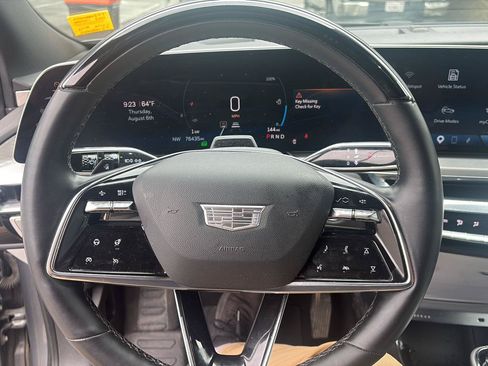 Used 2023 Cadillac Lyriq 2WD image 18