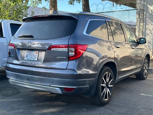 Used 2019 Honda Pilot Touring image 4