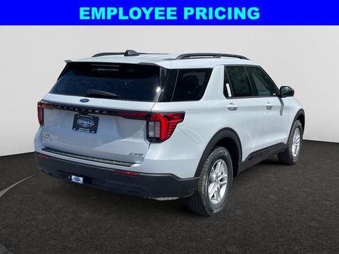 New 2026 Ford Explorer Active AWD/4WD image 6