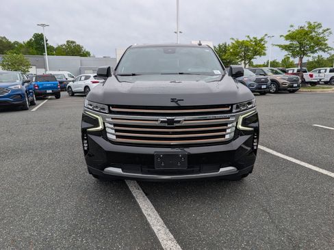 Used 2023 Chevrolet Tahoe High Country w/ Premium Package 2 AWD/4WD image 8