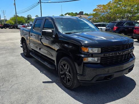Used 2022 Chevrolet Silverado 1500 Custom w/ Rally Edition AWD/4WD image 3