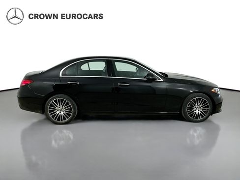 Certified 2022 Mercedes-Benz C 300 4MATIC Sedan image 4