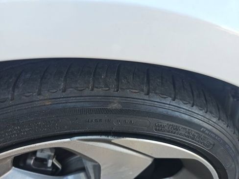 Used 2020 Honda Accord Touring image 10