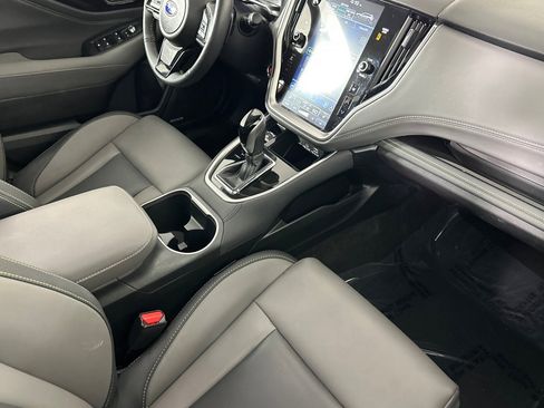 Used 2024 Subaru Outback Onyx Edition image 15