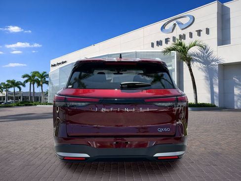 Used 2026 INFINITI QX60 Luxe w/ Cargo Package FWD image 6