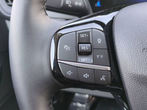 New 2025 Ford Escape SE FWD image 22