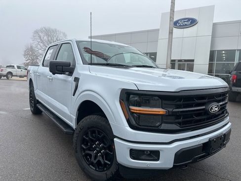 New 2025 Ford F150 XLT w/ Equipment Group 302A MID image 3