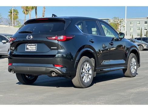 New 2025 MAZDA CX-5 AWD 2.5 S w/ Preferred Package image 5