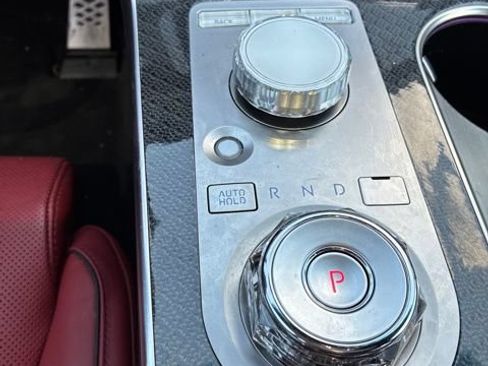 Used 2025 Genesis GV80 3.5T e-SC AWD/4WD image 10