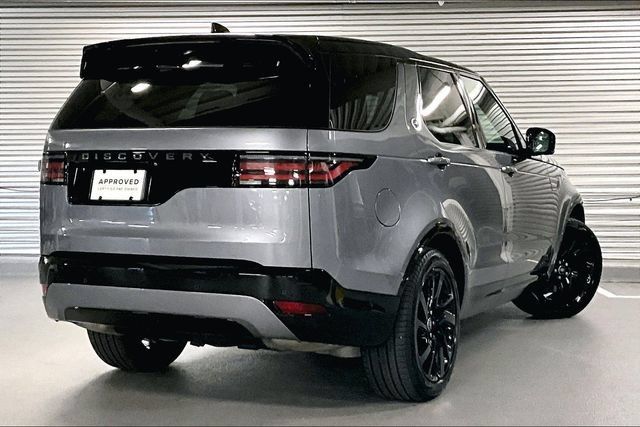 Certified 2025 Land Rover Discovery Dynamic SE AWD/4WD image 13