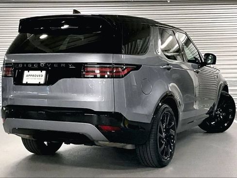 Certified 2025 Land Rover Discovery Dynamic SE AWD/4WD image 13
