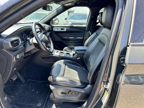 Used 2022 Ford Explorer ST-Line image 12