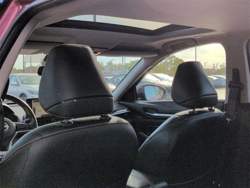 Used 2024 Nissan Altima 2.0 SR image 18