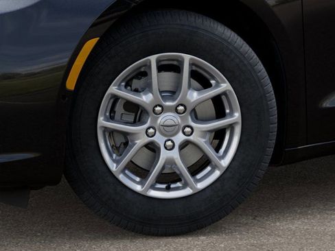 New 2026 Chrysler Pacifica Select image 10