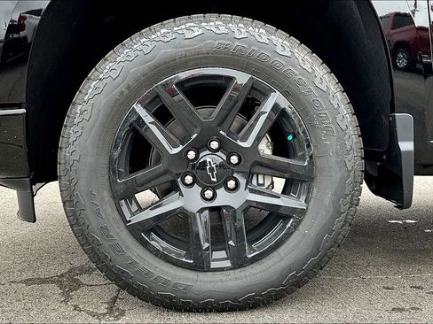 New 2026 Chevrolet Silverado 1500 Custom image 12