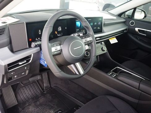 New 2026 Hyundai Sonata SEL FWD image 19