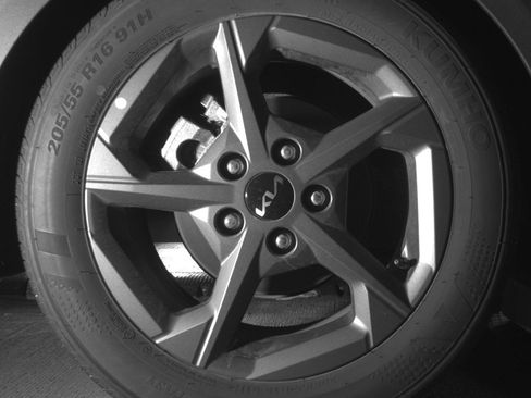 Used 2025 Kia K4 FWD image 15
