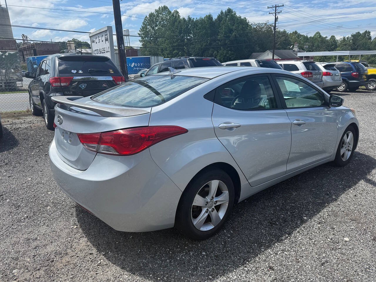 Used 2013 Hyundai Elantra GLS w/ Preferred Pkg FWD image 7