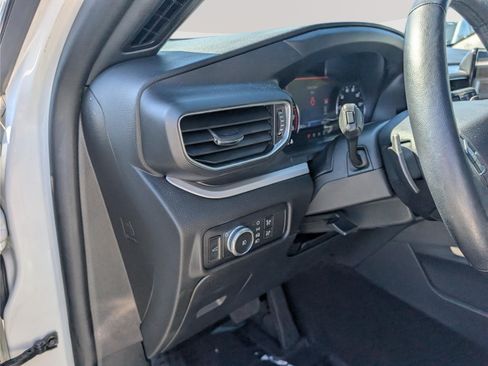 Used 2020 Ford Explorer XLT w/ Equipment Group 202A AWD/4WD image 23