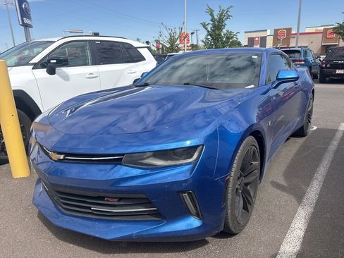 Used 2016 Chevrolet Camaro LT RWD image 1