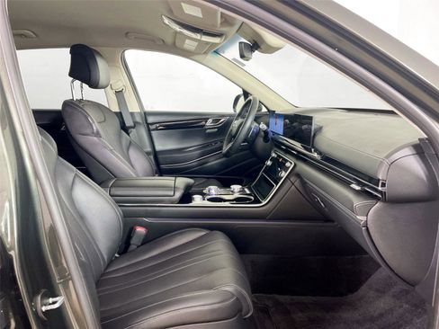 Used 2025 Genesis GV80 2.5T Standard AWD/4WD image 27