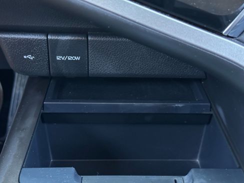 Used 2022 Toyota Camry SE image 26