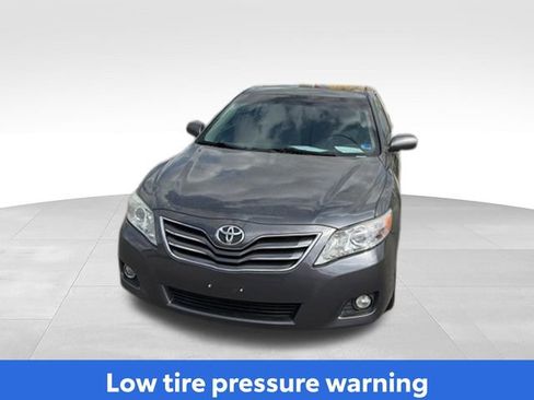 Used 2011 Toyota Camry XLE w/ XLE Extra-Value Pkg #2 FWD image 17