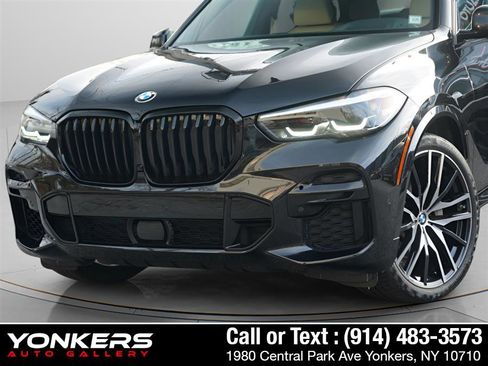 Used 2022 BMW X5 xDrive40i w/ M Sport Package image 22