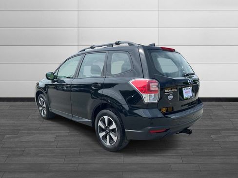 Used 2018 Subaru Forester 2.5i w/ Alloy Wheel Package AWD/4WD image 5